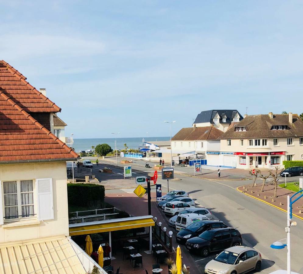 Bel Appartement Vue Mer Merville-Franceville-Plage Exterior photo